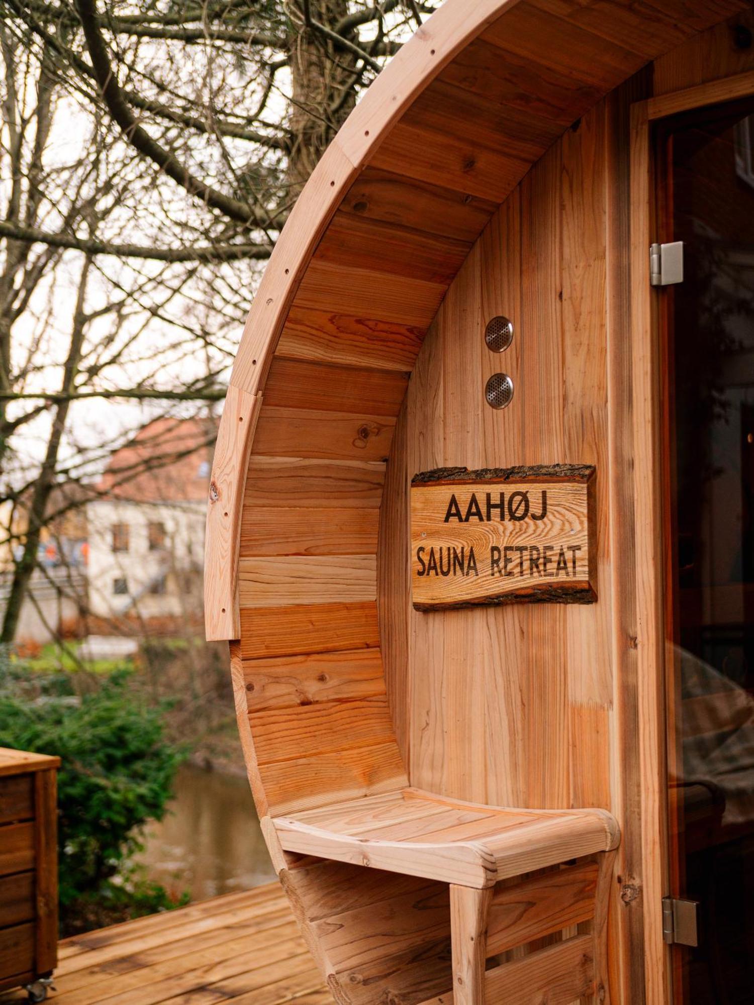 Aahoj